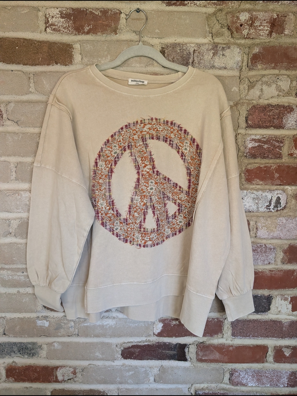 mittoshop Cream Pullover with Multicolor Peace Sign